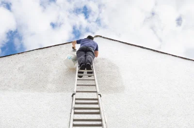 Peinture extérieure à Rouillé — façades et ravalement